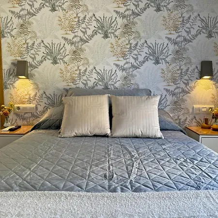 Antique Muralla - Ole Solutions Apartment *