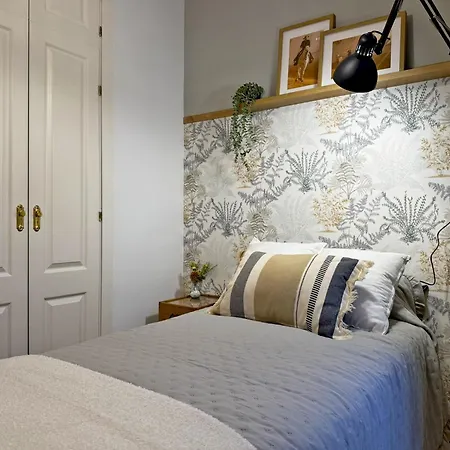 Antique Muralla - Ole Solutions Apartment