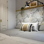 Antique Muralla - Ole Solutions *