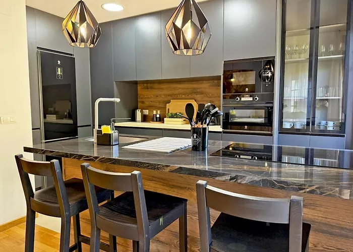 Antique Muralla - Ole Solutions